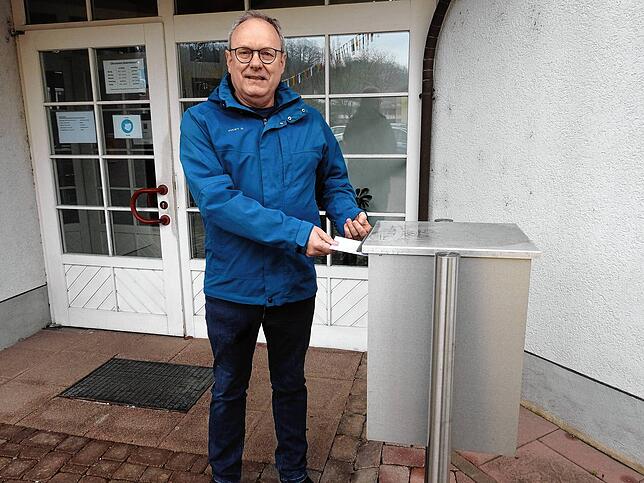 Auch Architekt Peter Schanz will für die Bürgermeisterwahl in Hohentengen kandidieren. Er wirft seine Unterlagen am 23. Februar in den ...