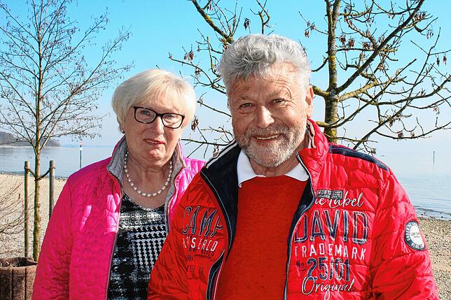 Seit 45 Jahren verheiratet: Christine und Roland Stärr, die ihren Sohn weiter auch noch abends am Tresen unterstützen.