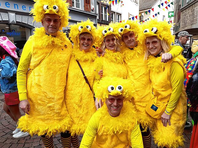 Bibo mal sechs! Diese Gruppe setzte einen gelben Farbtupfer in Tiengen.