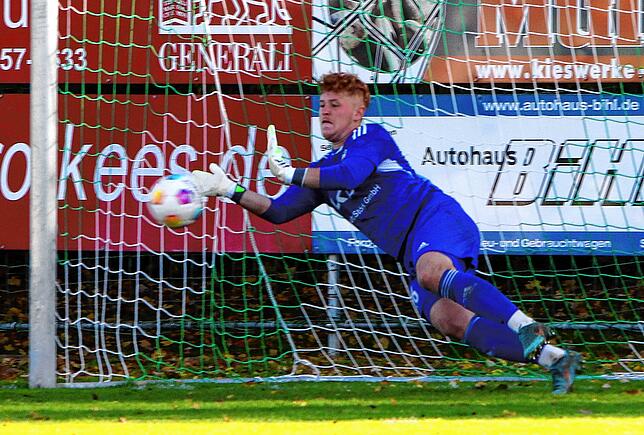 Bild 10: Spannendes, torreiches Duell zwischen TSV Aach-Linz und SV Mühlhausen. Wir haben die besten Bilder!