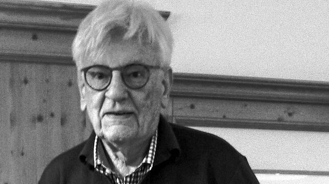 Hans-Günter Weiler ist im Alter von 96 Jahren gestorben. Er war früher Schulrektor in VS-Obereschach.