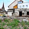 Das ehemalige Hotel Victoria gegenüber vom Busbahnhof. so sieht die Bauruine seit 2019 aus.