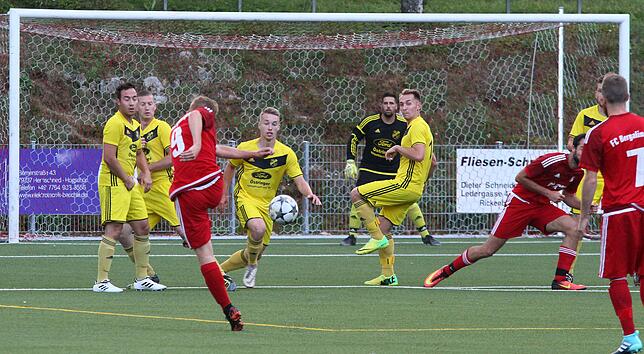 Bild 6: Bilder: FC Bergalingen zieht gegen SV Schwörstadt ins Pokal-Achtelfinale ein