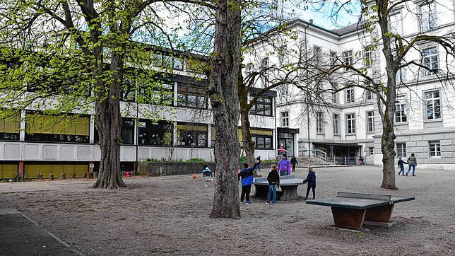 Ein Anbau für die Ganztagsbetreuung wäre an der rückwärtigen Gebäudeseite der Anton-Leo-Schule in Bad Säckingen möglich.