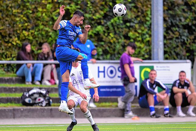 Bild 13: SV Weil II fegt den SV Blau-Weiß Murg mit 11:0 vom Platz – und wir haben Fotos!
