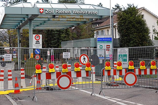 Zollamt Riehen-Weilstraße.