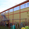 Abgerissen werden soll auch dieser Anbau an die Scheffelschule. Bilder: Bernhard Lutz