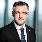 „Mit der Inbetriebnahme des zweigleisigen Ausbaus der Gäubahn zwischen horb und Neckarhausen rechnen wir 2023“, so Thorsten ...