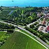 Der Saba-Knoten mit Wein- und Kulturzentrum, Lidl-Filiale und Kreisverkehr in seiner heutigen Gestalt. Ende 2000 wurden die Weichen für ...