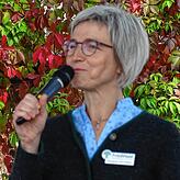 Försterin Simone Hornstein erzählte von ihrer Arbeit im Friedwald.