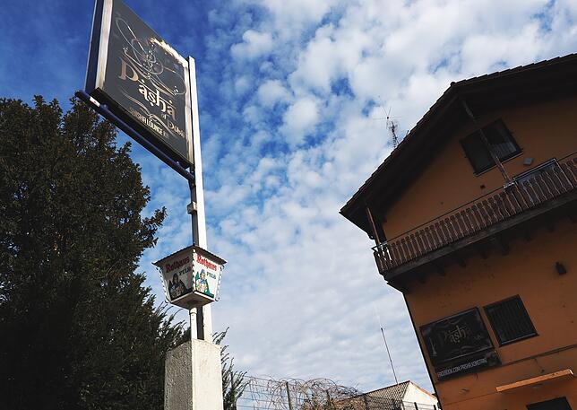 Vor dieser Shisha-Bar in Konstanz wurde vor etwa zwei Jahren ein junger Mann umgebracht.