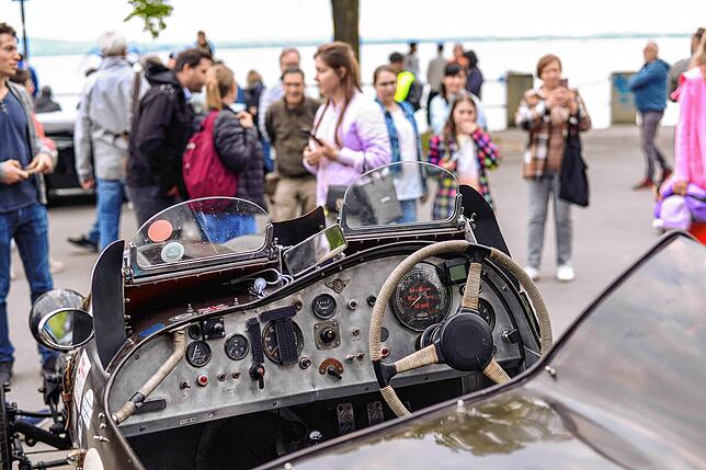 Bild 27: Oldtimerparade in Friedrichshafen lockt zahlreiche Zuschauer – exklusive Bilder!