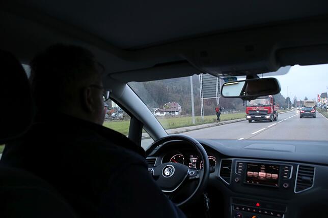 Georg Lang fährt seit 34 Jahren als Pendler täglich mit dem Auto von Stühlingen zur Arbeit nach Waldshut.