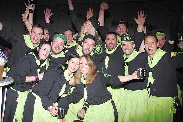 Bild 2: Bilder vom Hexenball der Riedhexen Hochemmingen