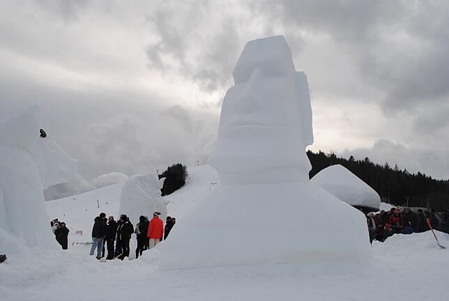 Bild 7: Schneeskulpturen-Festival in Bernau: Schauen Sie zu, wie aus Schnee Kunst wird