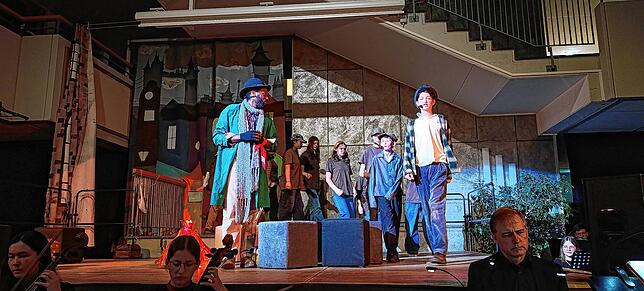 Bild 3: Großartiger Auftritt des Musical „Oliver Twist“ – Teil 1
