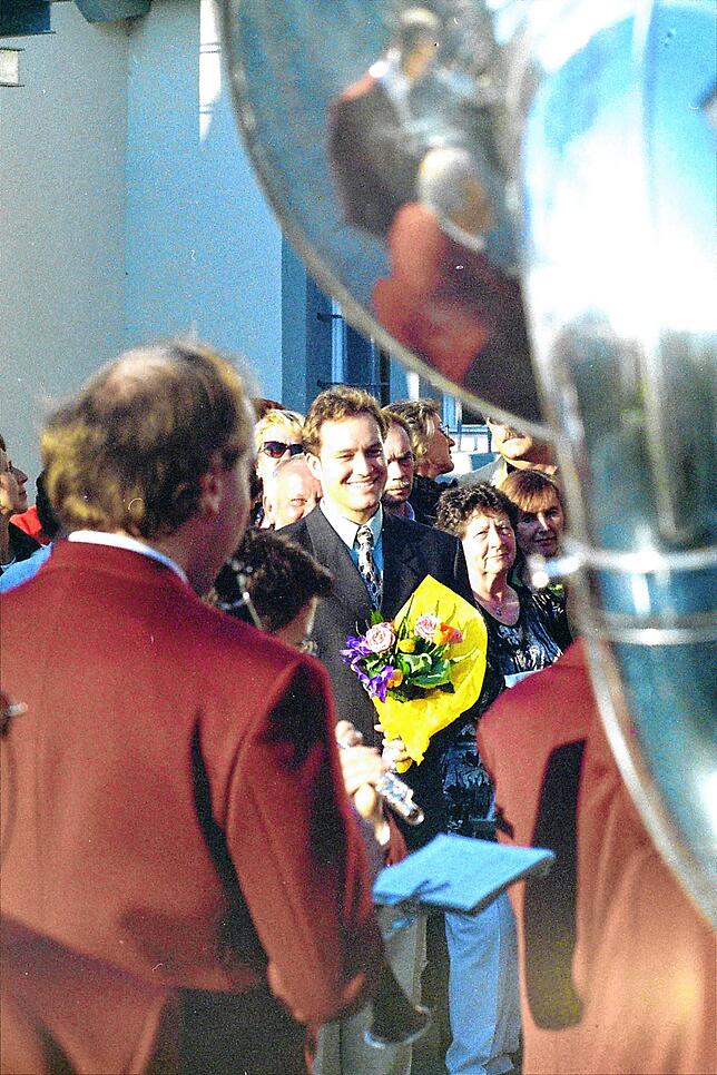 Bild 7: Gedächtnis der Region: Bilder von Matthias Weckbachs erster Wahl zum Bürgermeister im Jahr 1999