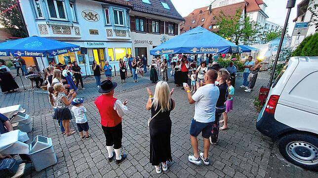 Volkstänze aus dem Schwarzwald zum Zusehen und Mittanzen: Die Trachtengruppe Schwenningen macht‘s möglich!