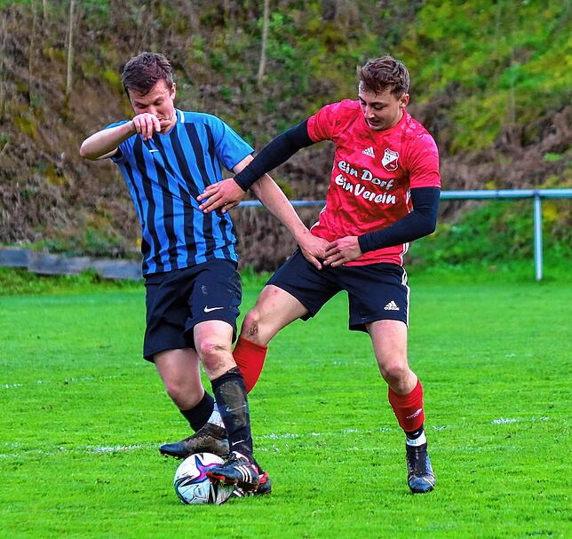 Bild 2: SV Hasel gewinnt Derby gegen die SG FC Wehr/Brennet II mit 5:2 &ndash; und wir haben Bilder!