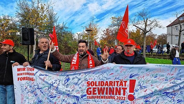 Bild 3: Bilder vom  IG-Metall-Protest für mehr Lohn