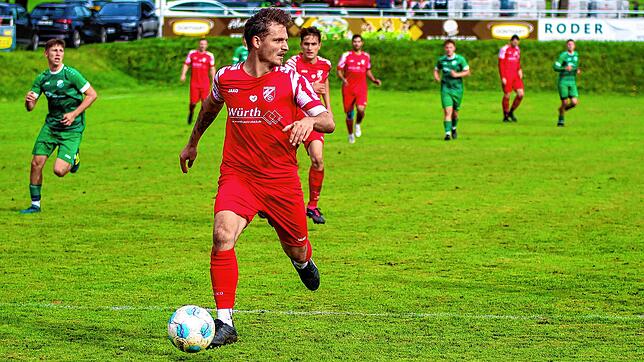 Erfolgsgarant: Patrick Budde erzielte beim 6:2-Sieg der Spvgg. Wutöschingen gegen den SV Unteralpfen vier Tore und steht nun bei 21 ...