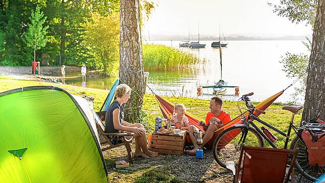 Ist Wildcampen am Bodensee eigentlich erlaubt? Diese und weitere Fragen zum Thema Aktivitäten am Bodensee klären wir hier.