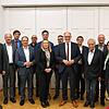 Sie wollen den Singen-Spirit voranbringen – der wiedergewählte Vorstand mit dem Singen aktiv-Team und Gästen (von links): Markus Spitz, ...