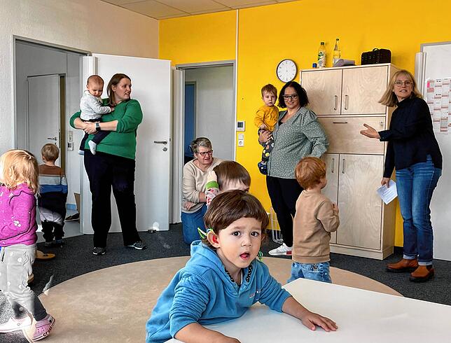Dem AWO-Kindergarten „Maries Fabrikle“ im Gewerbegebiet (hier bei der Eröffnung) fehlen zwei Plätze. Aber die Gemeinde kann ...