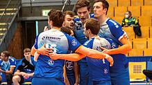 Großer Jubel beim VfB Friedrichshafen. Nach dem 3:1 über den TV Bühl stehen die Volleyballer im Halbfinale der deutschen Meisterschaft. ...