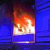 Erst ein Auto am Abgrund, dann ein Zimmerbrand: Die Feuerwehr Konstanz hat am 8. Dezember einiges zu tun.