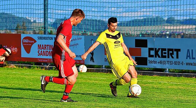 Bild 14: SV Schwörstadt setzt sich im Rothaus-Bezirkspokal mit 2:1 beim FC Dachsberg durch &ndash; und wir haben Bilder!