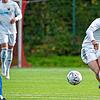 Feiner Fuß: Der 21-jährige Paul Denz (rechts) vom SV 08 Landesliga weiß, wie man mit dem Spielgerät umgeht.