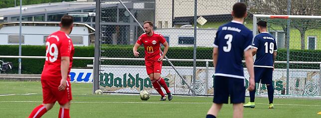 Bild 17: FC Wallbach holt die Punkte mit dem 1:0 beim VfB Waldshut &ndash; und wir haben Bilder!