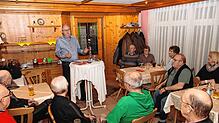 Bei seiner Wahlveranstaltung im Gasthof Adler kann Rudolf Fluck, der Amtsinhaber und alleinige Kandidat für die Bürgermeisterwahlen am ...
