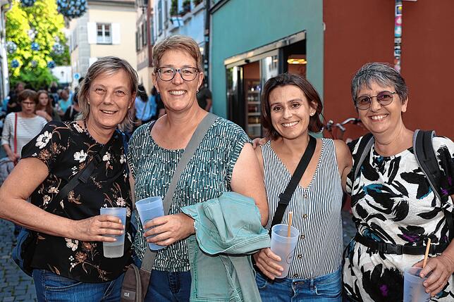 Bild 30: Konstanz: Es ist wieder Gassenfreitag! Hier sind die Bilder der Besucher der Niederburg