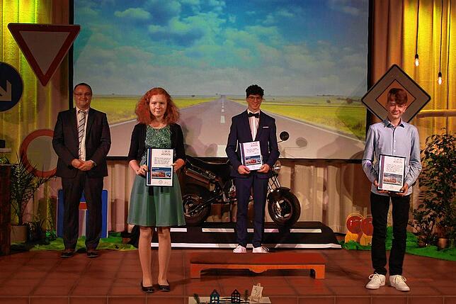 Die Konfirmation der evangelischen Kirchengemeinde Wutachtal wurde in sechs Gottesdiensten gefeiert. Diakon Marc Hönes ist ...