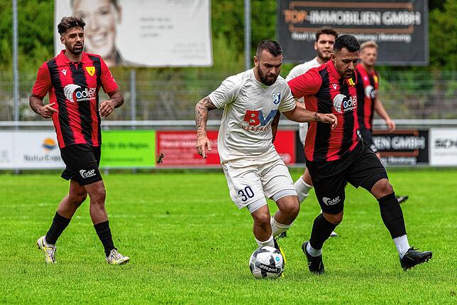 Bild 11: FSV Rheinfelden gewinnt Bezirksderby gegen den FC Erzingen mit 5:1 &ndash; und wir haben Bilder!