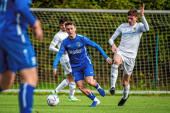Bild 33: SV 08 Laufenburg muss sich mit 1:1 gegen SV Endingen begnügen &ndash; und wir haben Bilder!