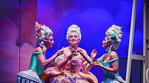 Das Theater Pforzheim bringt die Oper Cosi fan tutte von Mozart auf die Bühne im Theater am Ring. Foto: Sigmund