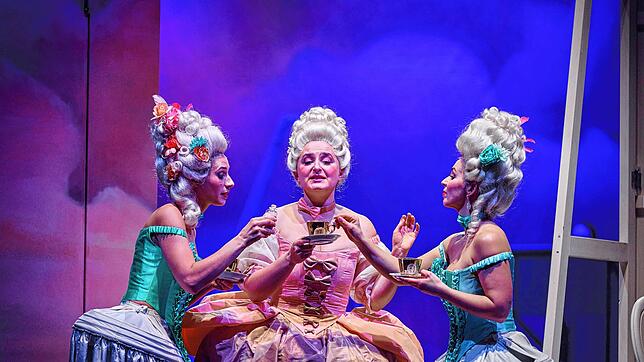 Das Theater Pforzheim bringt die Oper Cosi fan tutte von Mozart auf die Bühne im Theater am Ring. Foto: Sigmund