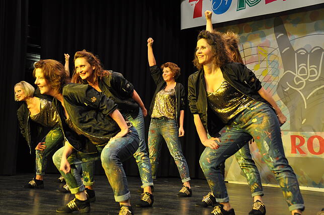 Rockten die Bühne wie eh und je. Die Damen von Ellis Group tanzten als &bdquo;The Queens&ldquo;