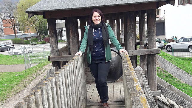 Sophie Harnisch (33) hat zwei Kinder, lebt mit ihrer Familie in Rickenbach, und absolviert seit Oktober 2017 bei der Stiftung ...