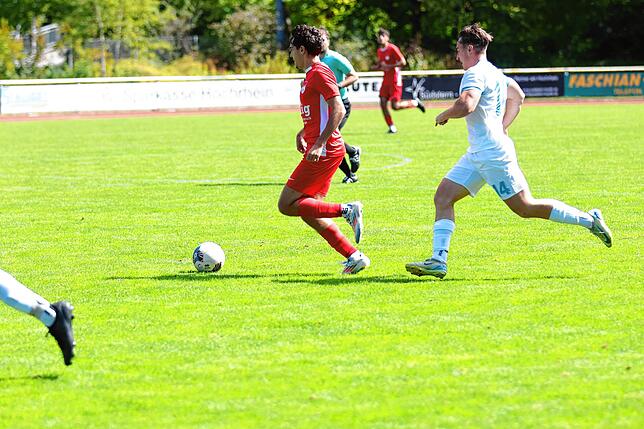 Bild 6: FC Tiengen 08 unterliegt Tabellenführer Spvgg. Gundelfingen/Wildtal mit 1:2 – und wir haben Fotos!
