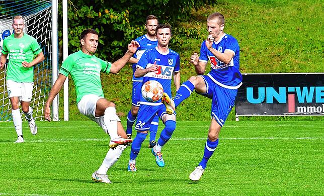 Bild 14: FC Erzingen besiegt Verfolger SG Mettingen/Krenkingen knapp mit 2:1 &ndash; und wir haben die Bilder!