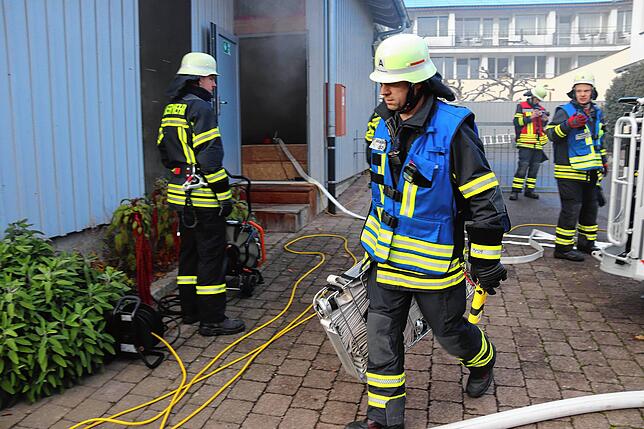 Bild 2: Bilder von der Feuerwehrhauptübung der Feuerwehr Riedheim