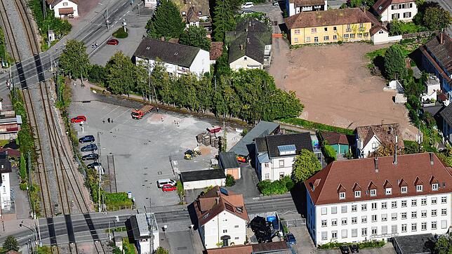 Blick aufs Kohlengässle-Quartier beziehungsweise den ehemaligen SBG-Platz. Derzeit dient diese Fläche als Parkplatz. Foto: Erich Meyer