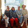Marlis Luft, Evi Clus, Luise Mücke und Daniela Dittmann (von links) haben gelernt, mit der Krankheit Krebs umzugehen. "Wir freuen uns ...