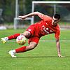 Ballakrobat: Daniel Guznenko besticht im offensiven Mittelfeld des FC Tiengen 08 durch seine Technik am Ball und seine Dribbelkünste bei ...