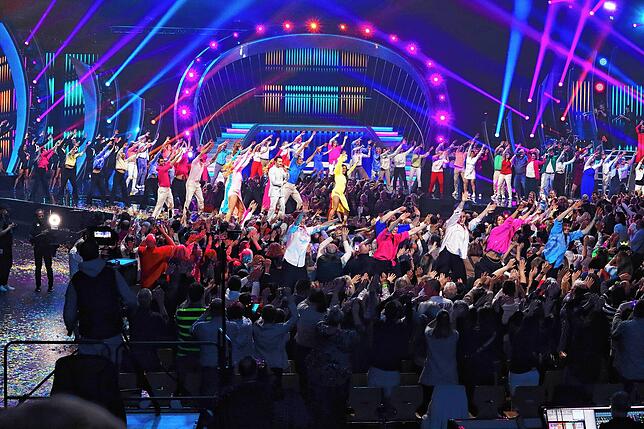 Beim Auftakt von „Die Giovanni Zarrella Show“, die am 3. Mai ausgestrahlt wird, sind auch mehr als 50 Tanzpaare aus dem gesamten ...