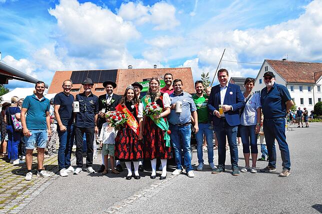 Bild 17: Ein Markt rund um die Rose: Nöggenschwieler Rosentage zeigt sich in Blütenpracht